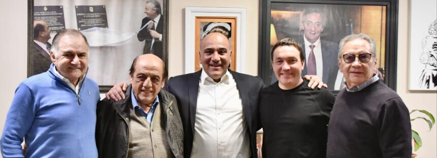 Manzur se reunió con intendentes del conurbano previo al cierre de candidaturas