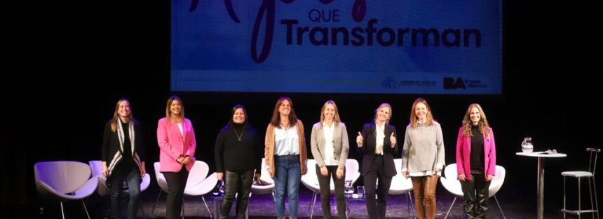 Hotton pisa fuerte en la Ciudad y encabezó el evento «Mujeres que Transforman»