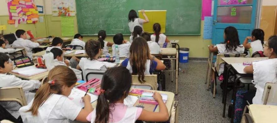 Lanzan vouchers educativos para la clase media: detalles y cómo acceder