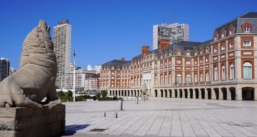 Mar del Plata: Valenzuela denunció el estado de La Rambla y horas después Kicillof anunció su obra