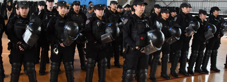 La Policía de la Ciudad suma un grupo de oficiales mujeres especializado en disuadir protestas