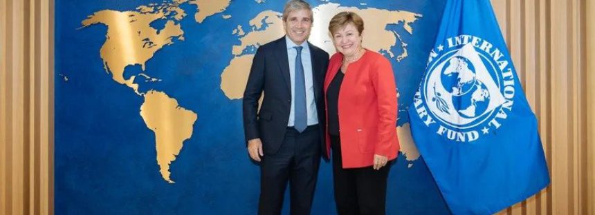 La oposición cargó contra Georgieva por «violar el reglamento del FMI» al pedir el voto para LLA