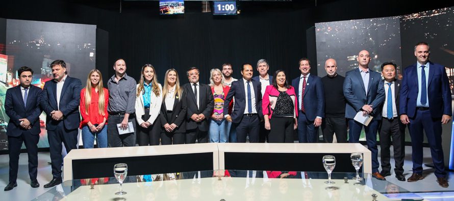 Cruces picantes y pases de factura: así fue el primer debate de candidatos porteños