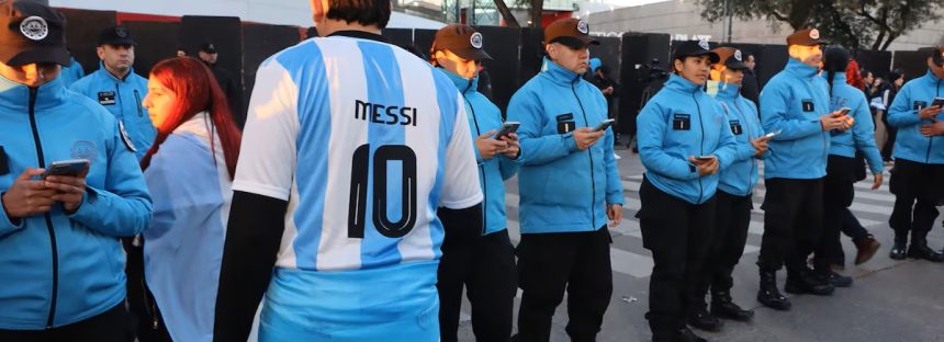 Operativo en el Monumental: ocho detenidos y casi 80 trapitos demorados en Argentina – Venezuela