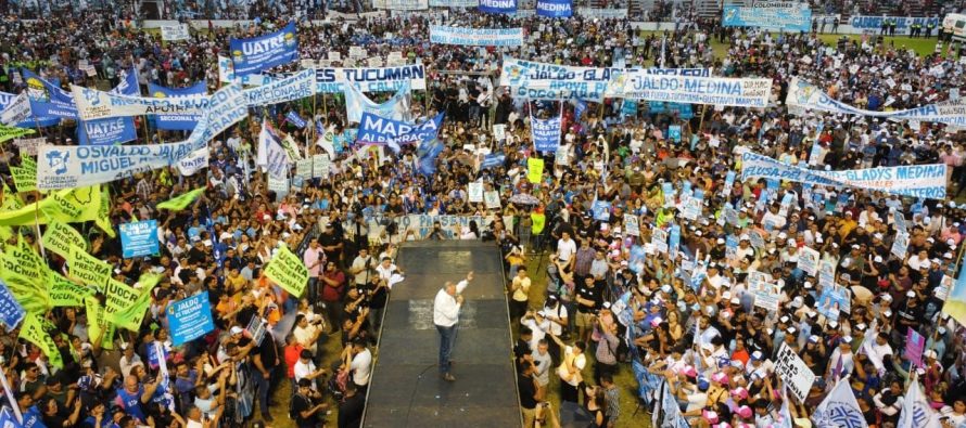 Día de la Lealtad: Jaldo encabezó un acto ante más de 45 mil personas en Tucumán