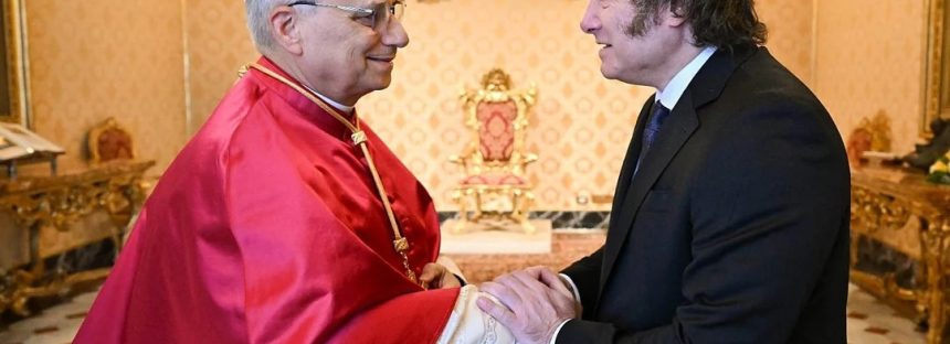 Milei invitó formalmente al Papa León XIV a la Argentina