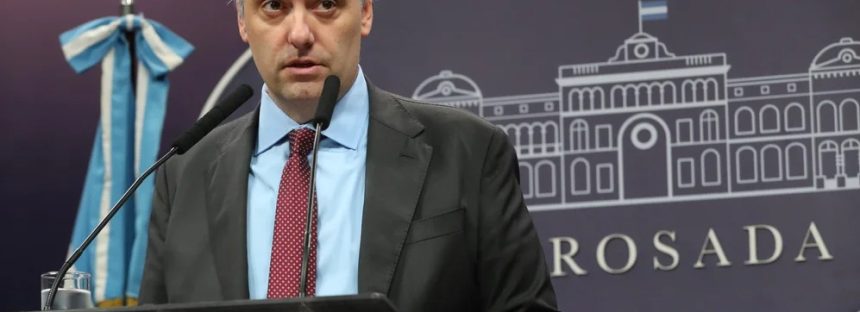 Tensión en el oficialismo: hablan de una interna libertaria tras la filtración sobre los viajes de la familia Adorni