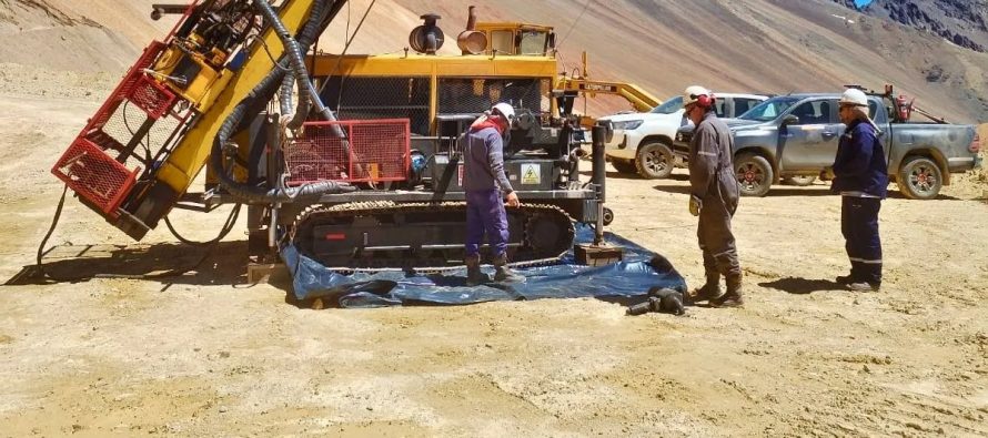 La reforma de la Ley de Glaciares podría destrabar inversiones mineras millonarias