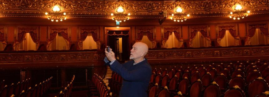 El actor John Malkovich llegó a la Argentina: por qué vino y qué hizo en Buenos Aires