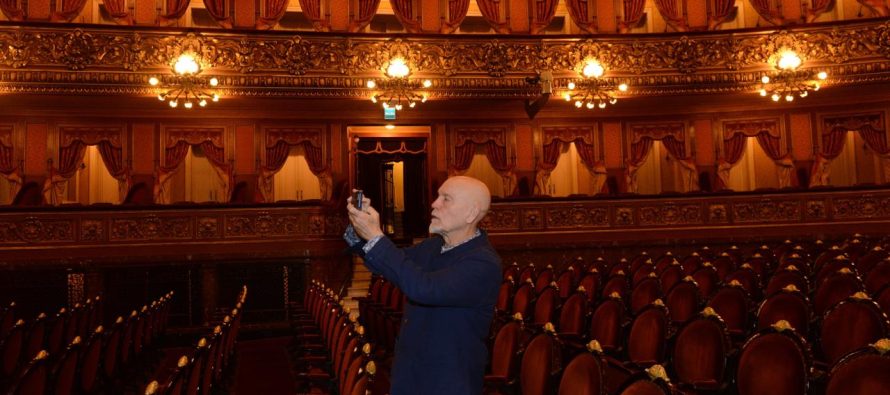 El actor John Malkovich llegó a la Argentina: por qué vino y qué hizo en Buenos Aires