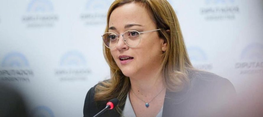 Cecilia Moreau cuestionó el modelo económico de Milei y reivindicó a Massa: “Anticipó todo lo que iba a pasar”