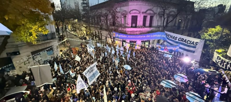 Cristina Kirchner agradeció la marcha de la militancia de Lomas: “La verdad, me rompieron el corazón”