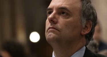 La respuesta de Manuel Adorni tras la suspensión de su informe en el Senado