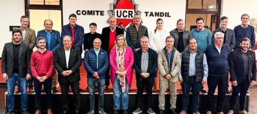 La UCR bonaerense debate entre mantener su identidad o habilitar acuerdos locales con La Libertad Avanza