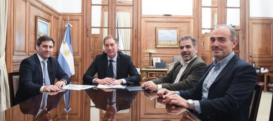 Golpe político del Gobierno: Santilli activó una reunión clave con el PRO