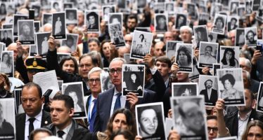 La Justicia habilitó el juicio en ausencia contra los imputados por el atentado contra la AMIA