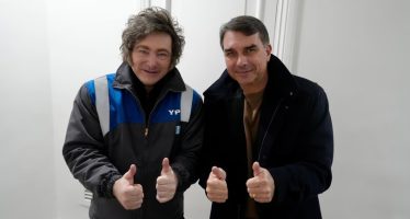 La oposición apunta contra el Gobierno por posible paso de Bolsonaro por el país: “Debe investigarse si Milei no colaboró”